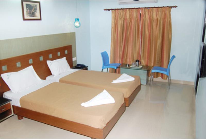 Balaji Grand Hotel Kākināda Quarto foto